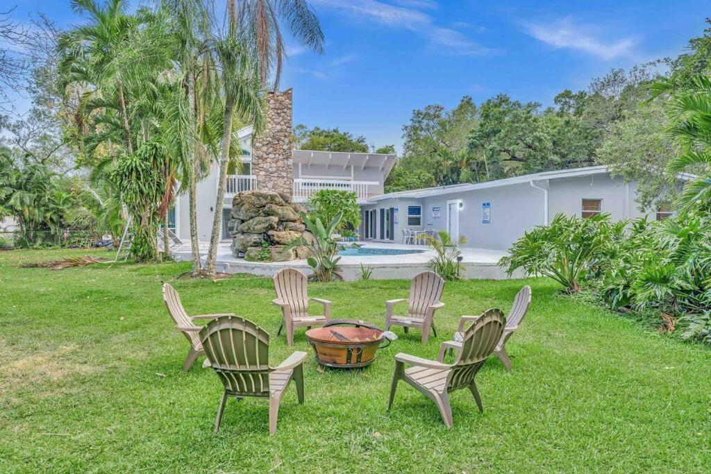 Rare Hidden Getaway Heated Pool 1.5 Acres! Sleeps 16 Villa Fort Lauderdale Eksteriør bilde